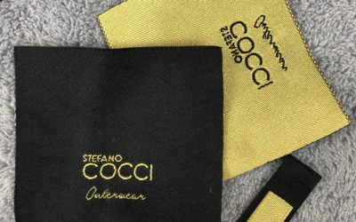 Choisir les Bonnes Étiquettes pour Lancer votre Marque de Vêtements : Guide Complet
