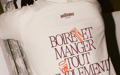 T-shirts staff personnalisés : l’atout indispensable pour les restaurants & hôtels modernes