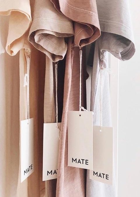 Étiquettes Textiles : Boostez l'Expérience Client en Mode